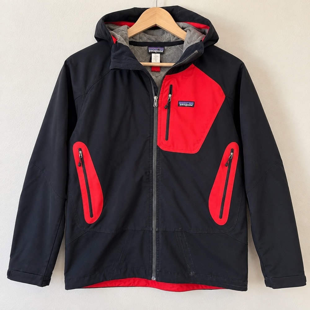Patagonia Winter Guide Jacket Mens XL‎ Black Red Softshell Hooded Polartec 84115